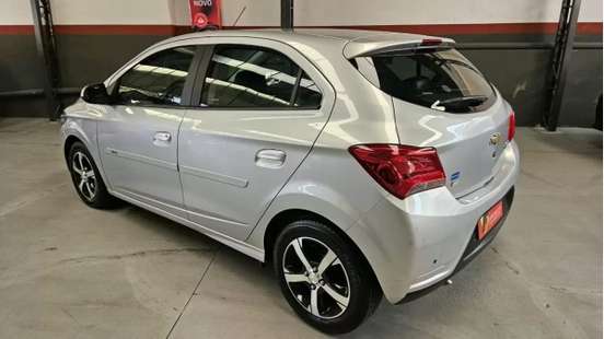 CHEVROLET-ONIX-2017