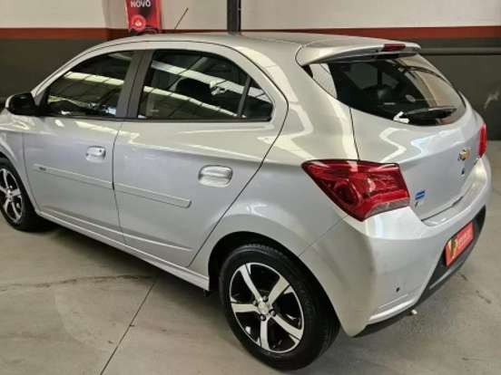 CHEVROLET-ONIX-1.4 MPFI LTZ 8V FLEX 4P AUTOMÁTICO CHEVROLET-ONIX-2017