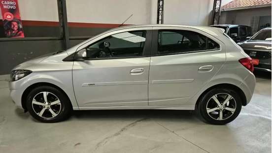 CHEVROLET-ONIX-1.4 MPFI LTZ 8V FLEX 4P AUTOMÁTICO CHEVROLET-ONIX-2017