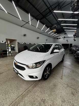 CHEVROLET-ONIX-2017