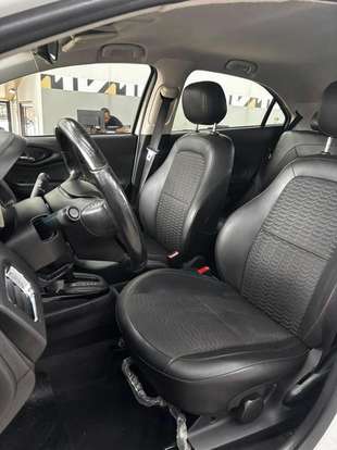 CHEVROLET-ONIX-2017