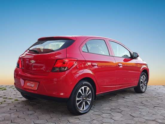 CHEVROLET-ONIX-2016