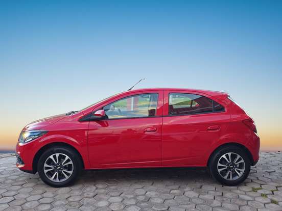 CHEVROLET-ONIX-2016