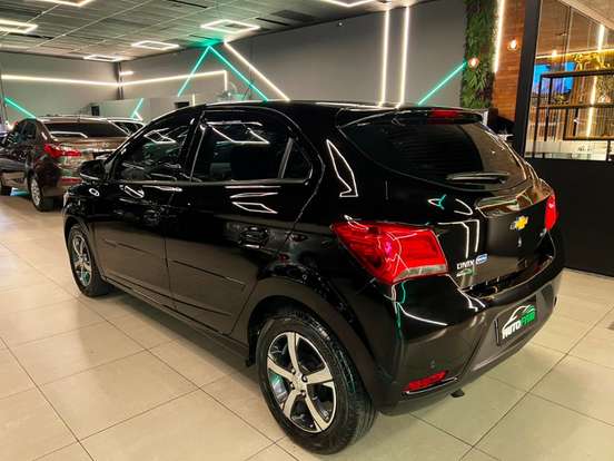 CHEVROLET-ONIX-2017