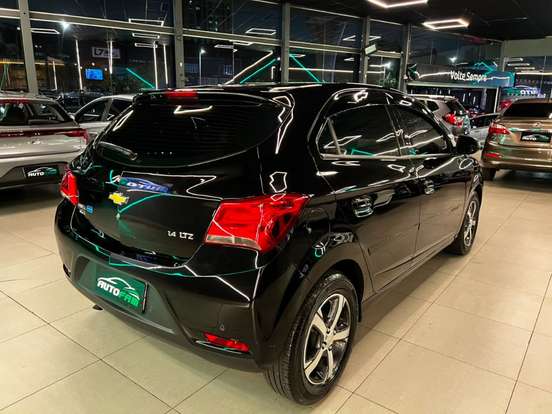 CHEVROLET-ONIX-1.4 MPFI LTZ 8V FLEX 4P MANUAL CHEVROLET-ONIX-2017