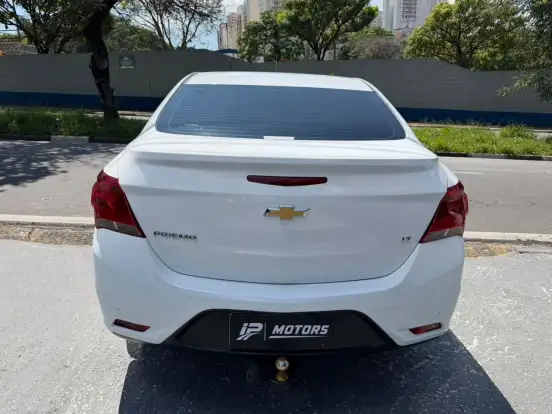 CHEVROLET-PRISMA-2018