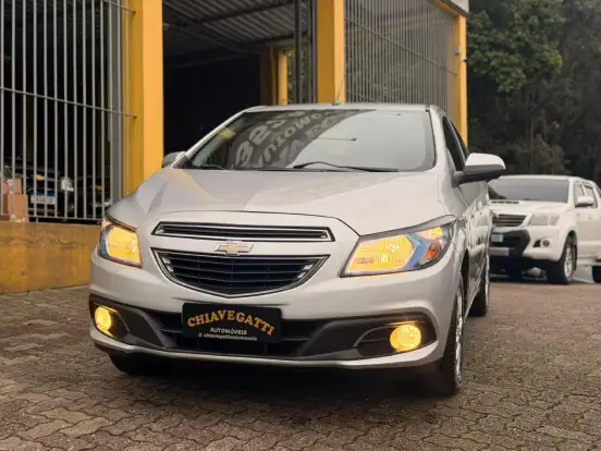 CHEVROLET-PRISMA-2015