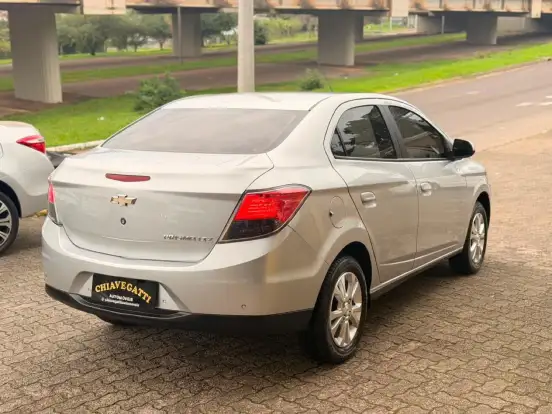 CHEVROLET-PRISMA-2015