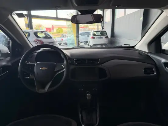 CHEVROLET-PRISMA-2013