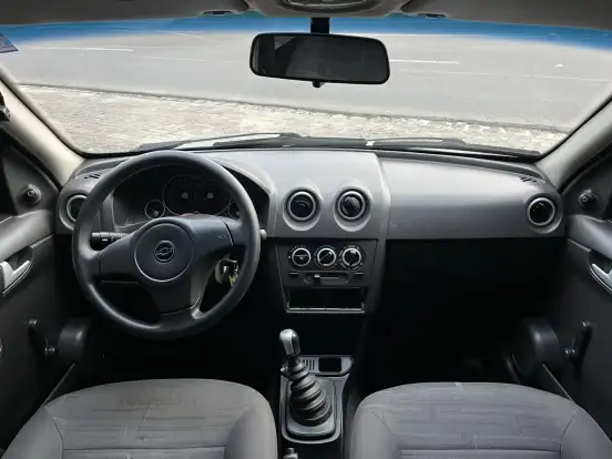 CHEVROLET-PRISMA-2008