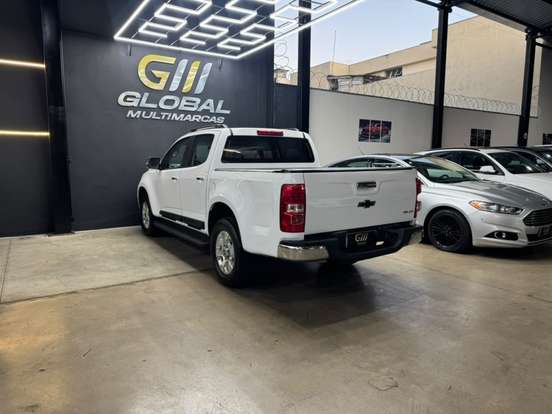 CHEVROLET-S10-2.4 LTZ 4X2 CD 8V FLEX 4P MANUAL CHEVROLET-S10-2013