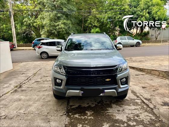 CHEVROLET S10 2.8 16V TURBO DIESEL HIGH COUNTRY CD 4X4 AUTOMÁTICO