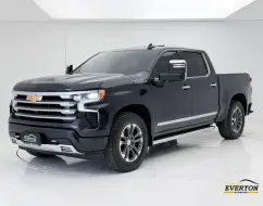 CHEVROLET SILVERADO 5.3 V8 GASOLINA 1500 HIGH COUNTRY 4X4 AUTOMÁTICO CHEVROLET SILVERADO 5.3 V8 GASOLINA 1500 HIGH COUNTRY 4X4 AUTOMÁTICO