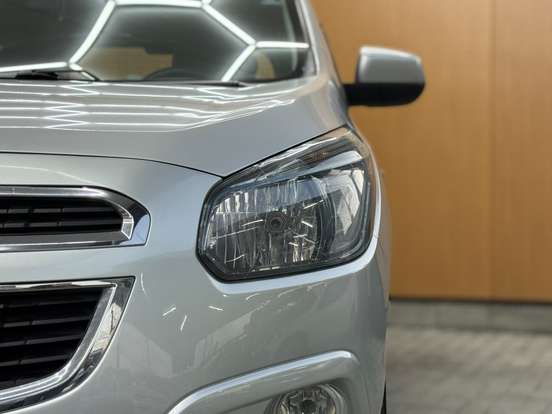 CHEVROLET-SPIN-1.8 LTZ 8V FLEX 4P AUTOMÁTICO CHEVROLET-SPIN-2013