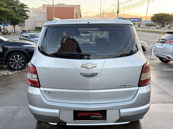 CHEVROLET-SPIN-2013