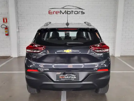 CHEVROLET-TRACKER-2023