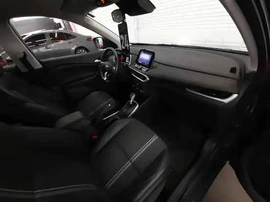 CHEVROLET-TRACKER-2023