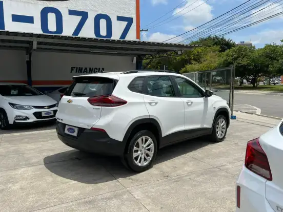 CHEVROLET-TRACKER-2024