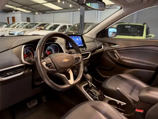CHEVROLET-TRACKER-2023