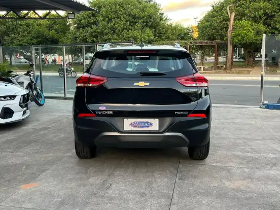 CHEVROLET-TRACKER-2023