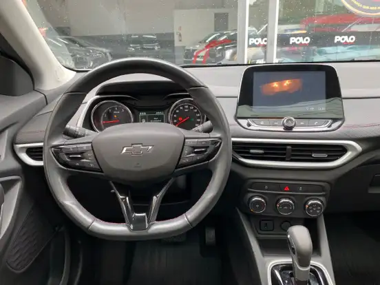 CHEVROLET-TRACKER-2023
