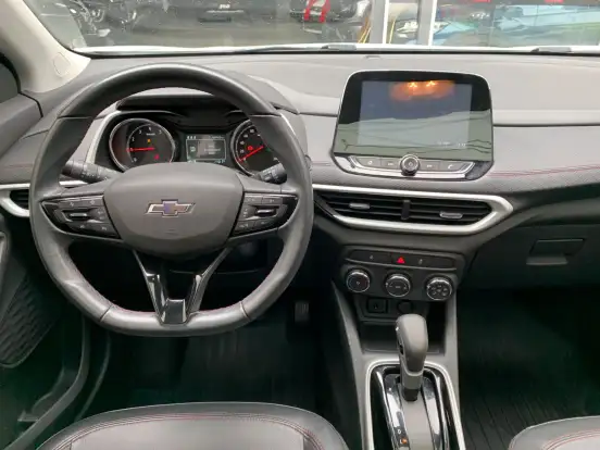 CHEVROLET-TRACKER-2023