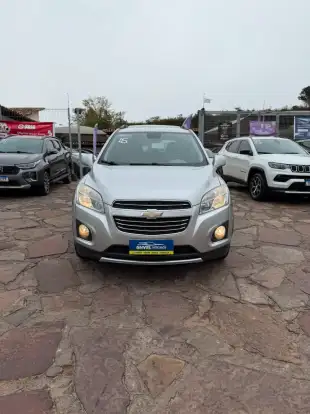 CHEVROLET-TRACKER-2015