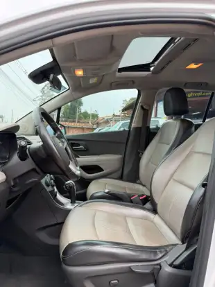 CHEVROLET-TRACKER-2015