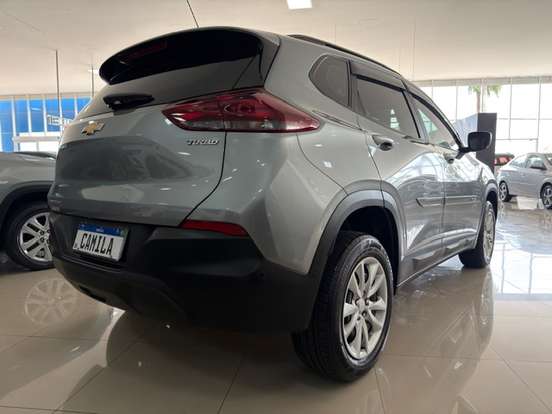 CHEVROLET-TRACKER-2023