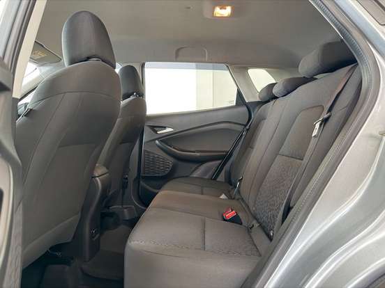 CHEVROLET-TRACKER-2023