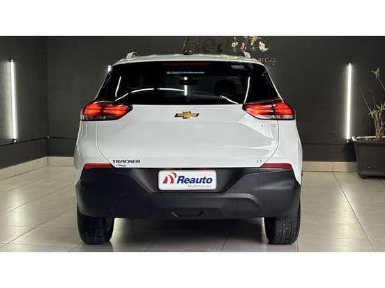 CHEVROLET-TRACKER-2022