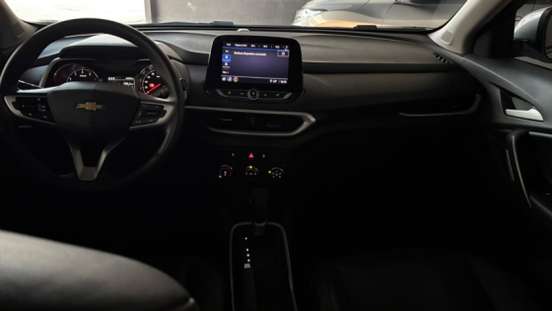 CHEVROLET-TRACKER-2023