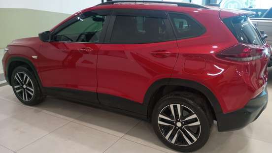 CHEVROLET-TRACKER-2023