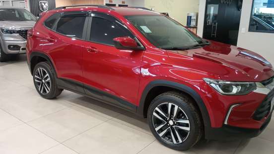 CHEVROLET-TRACKER-2023