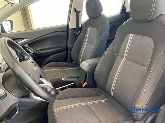 CHEVROLET-TRACKER-2022