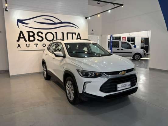 CHEVROLET-TRACKER-2023