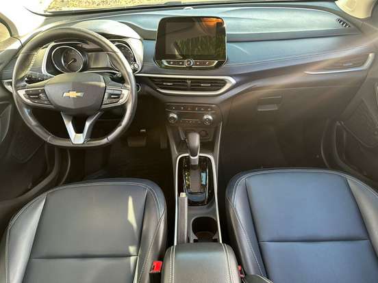 CHEVROLET-TRACKER-2020