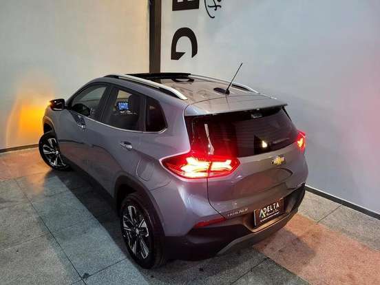 CHEVROLET-TRACKER-2022