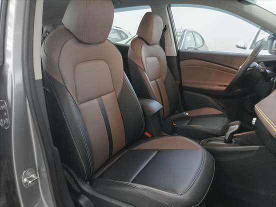 CHEVROLET-TRACKER-2025