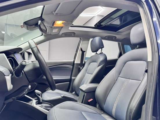 CHEVROLET-TRACKER-2023