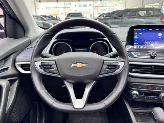 CHEVROLET-TRACKER-2023