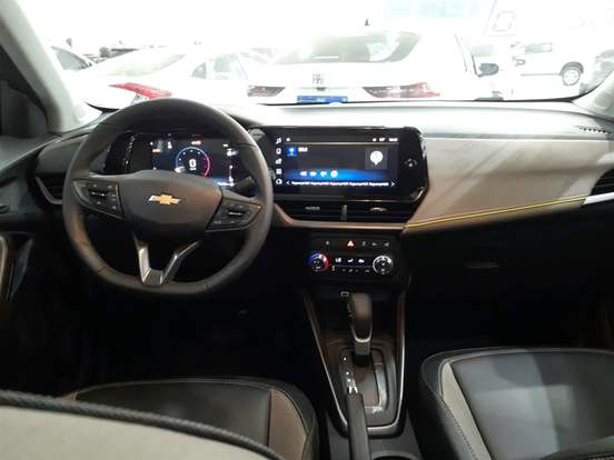 CHEVROLET-TRACKER-2025