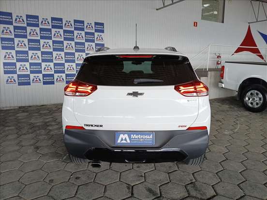 CHEVROLET-TRACKER-2024