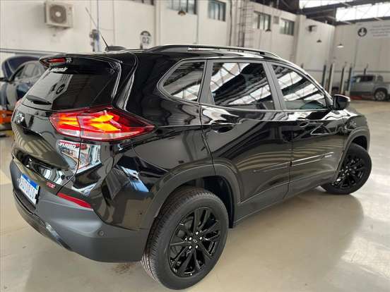 CHEVROLET-TRACKER-2024