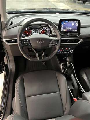 CHEVROLET-TRACKER-2024