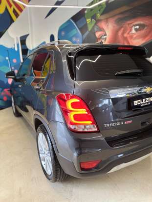 CHEVROLET-TRACKER-2018