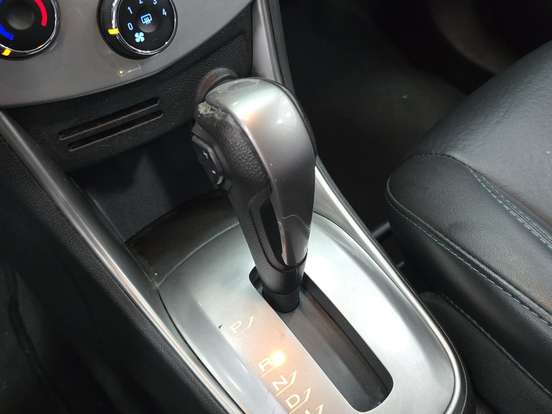 CHEVROLET-TRACKER-2015