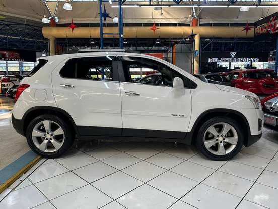 CHEVROLET-TRACKER-2014