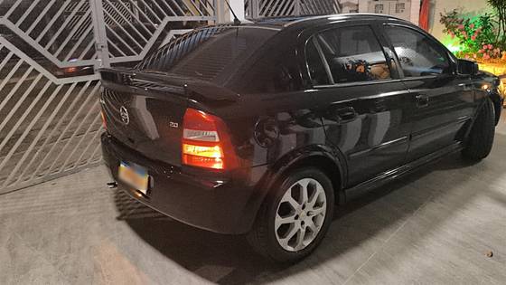 CHEVROLET ASTRA 2.0 MPFI ADVANTAGE 8V FLEX 4P AUTOMÁTICO