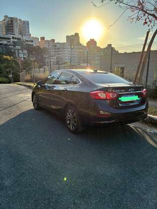 CHEVROLET-CRUZE-2018